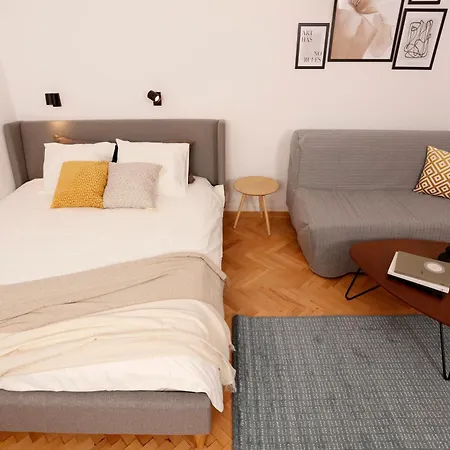 Retreat Concept * Βουκουρέστι