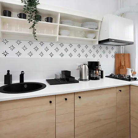 Retreat Concept * Βουκουρέστι