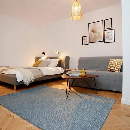 Retreat Concept Βουκουρέστι