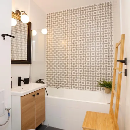 Retreat Concept * Βουκουρέστι