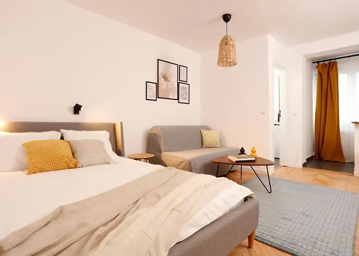 Retreat Concept بوخارست